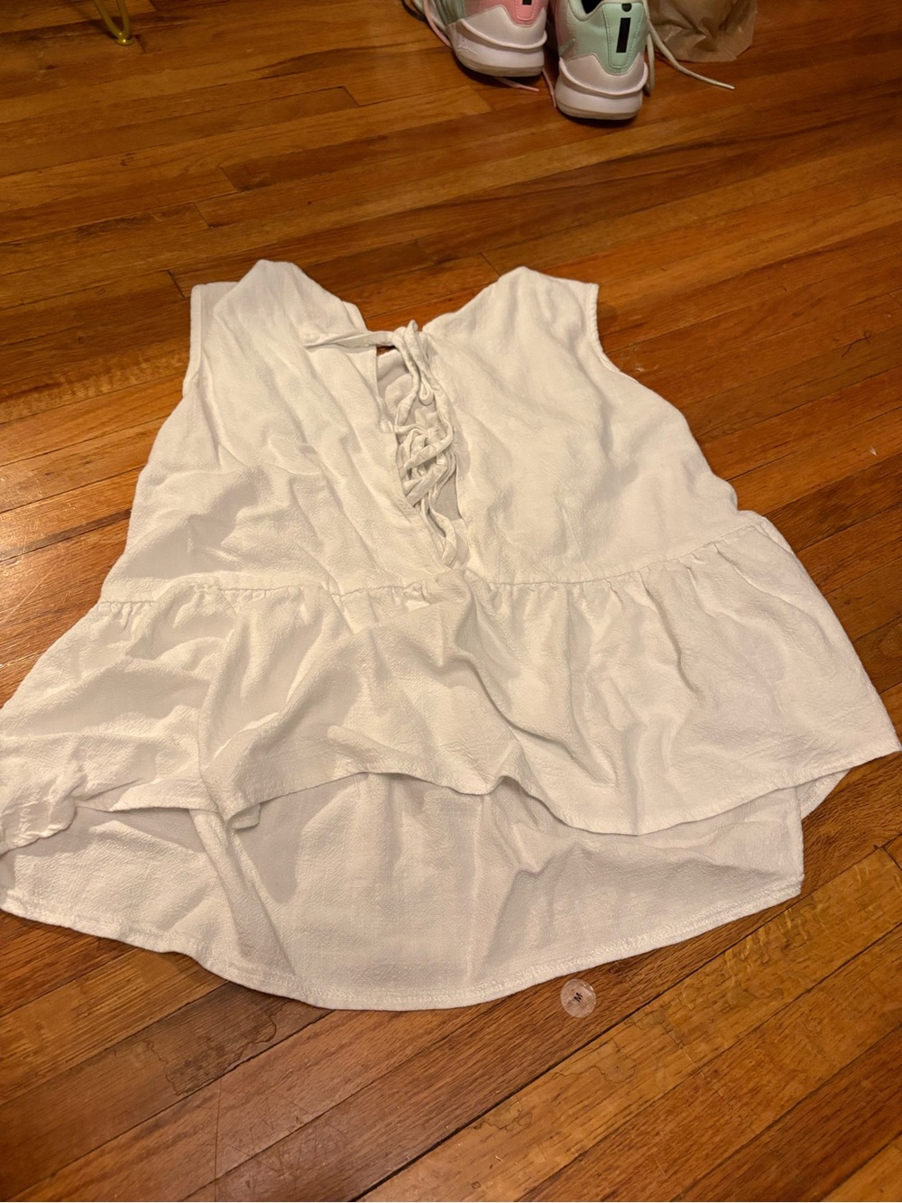 SHEIN White Lace-Up Peplum Camisole